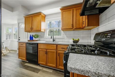 3454 Monticello Boulevard Cleveland Heights OH 44121