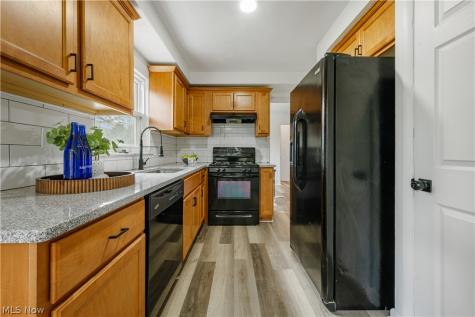 3454 Monticello Boulevard Cleveland Heights OH 44121