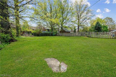 3454 Monticello Boulevard Cleveland Heights OH 44121