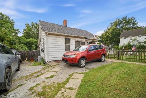 515 W River Road N Elyria OH 44035