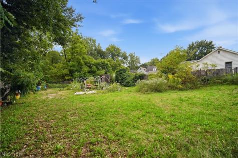 515 W River Road N Elyria OH 44035