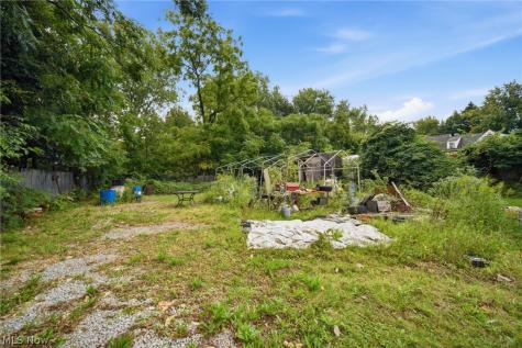 515 W River Road N Elyria OH 44035
