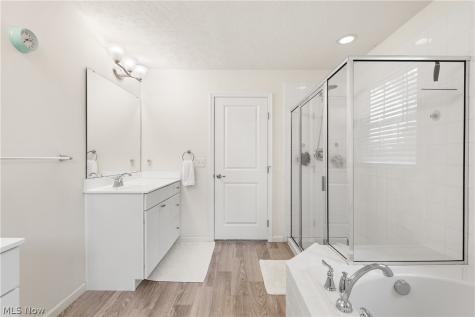 35191 Katlin Court Avon OH 44011