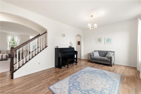 35191 Katlin Court Avon OH 44011