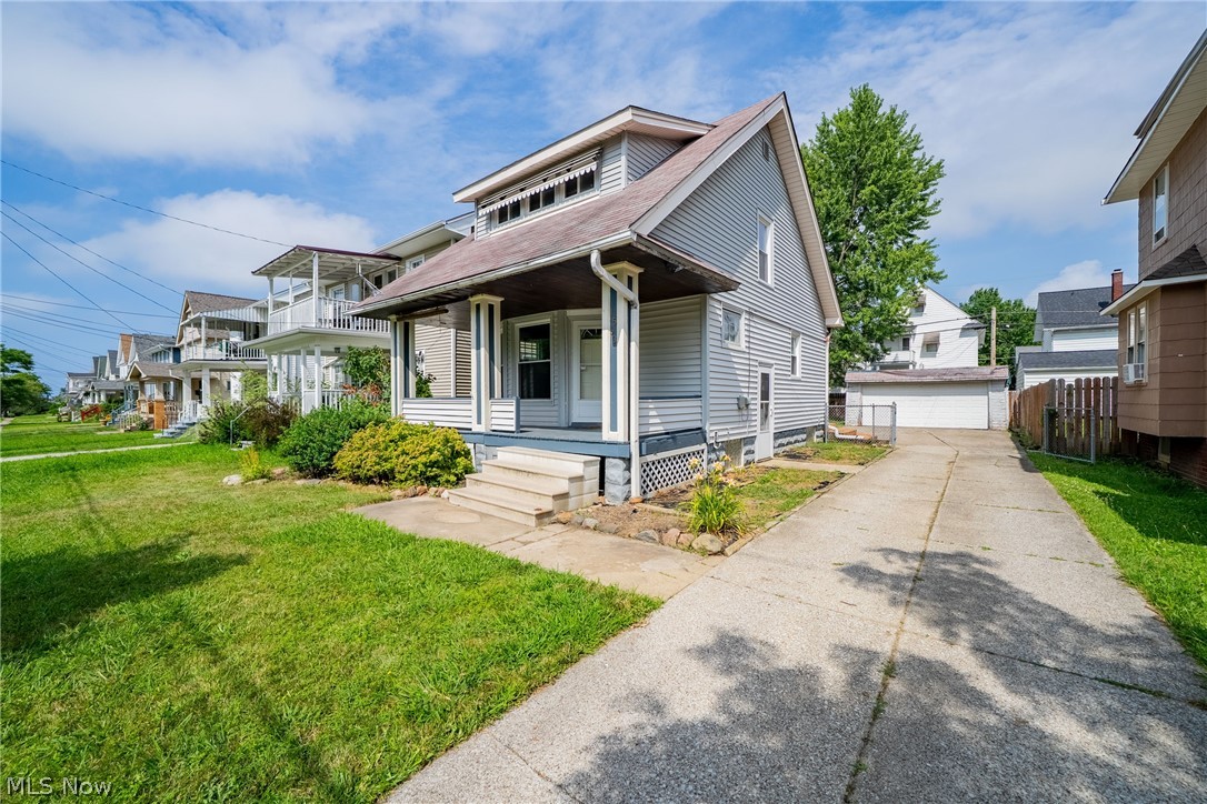 1563 Cordova Avenue Lakewood OH 44107