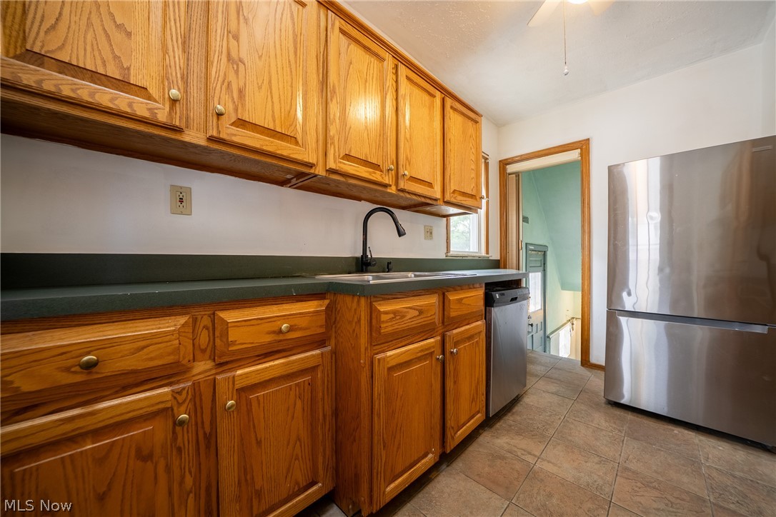 1563 Cordova Avenue Lakewood OH 44107