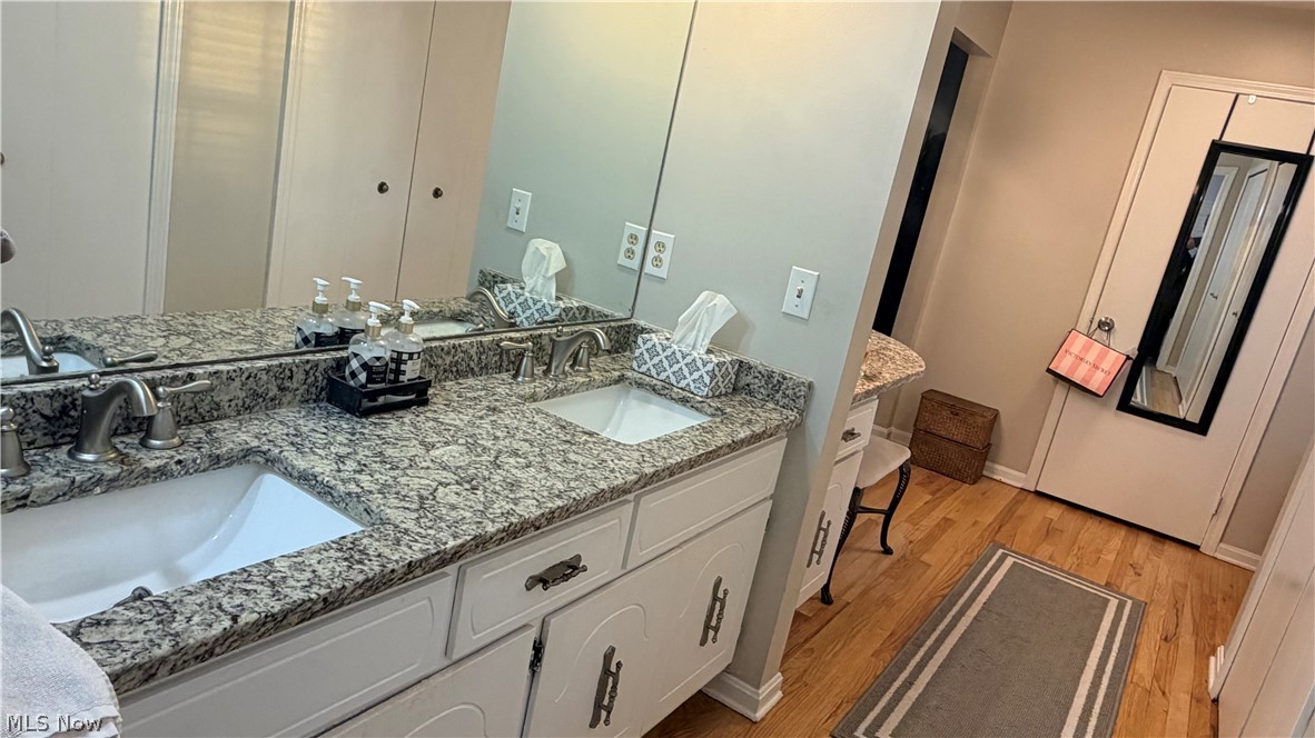 17315 Long Meadow Trail Chagrin Falls OH 44022