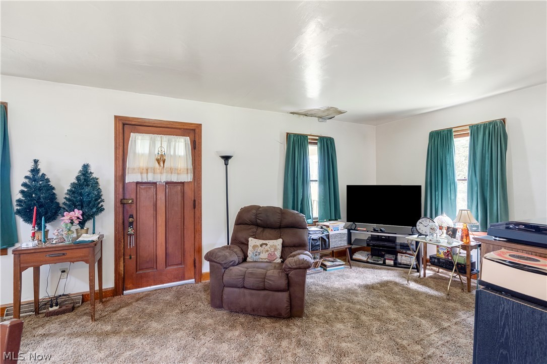 6324 Struthers Road Poland OH 44436