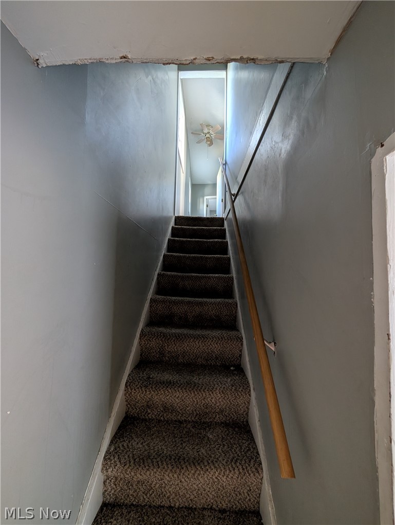 33 Hyde Avenue Niles OH 44446