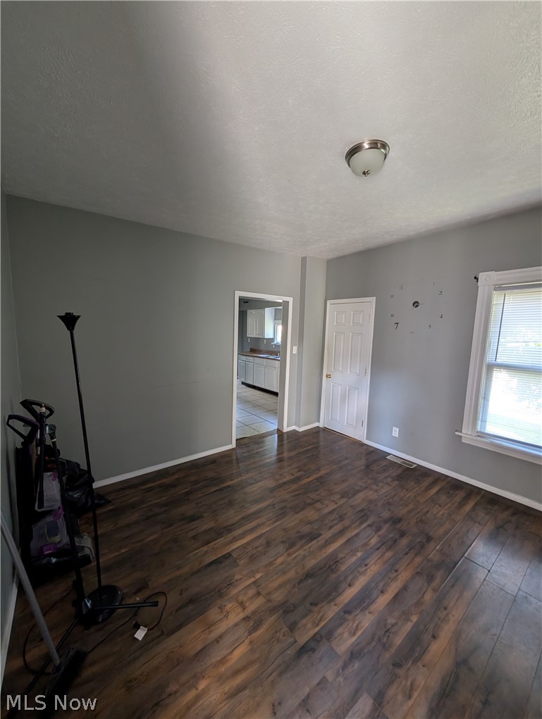 33 Hyde Avenue Niles OH 44446