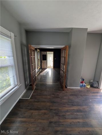 33 Hyde Avenue Niles OH 44446
