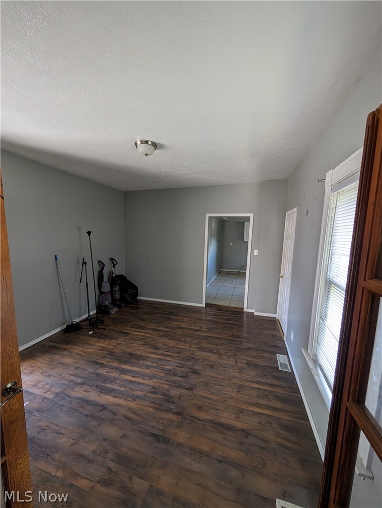 33 Hyde Avenue Niles OH 44446