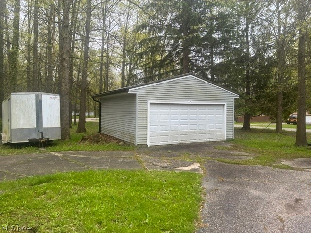 4845 W Lagoon Road West Farmington OH 44491