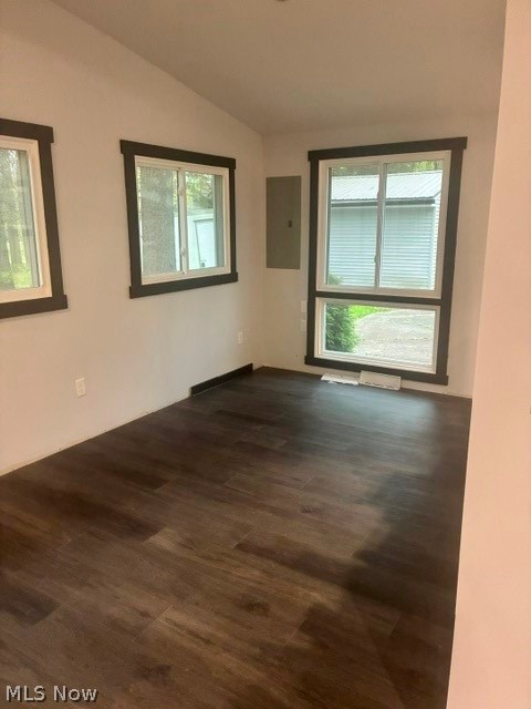 4845 W Lagoon Road West Farmington OH 44491
