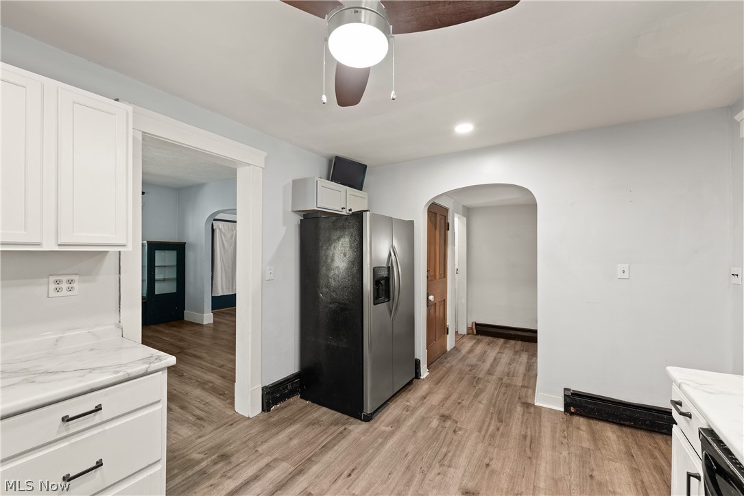 3706 Center Road Avon OH 44011