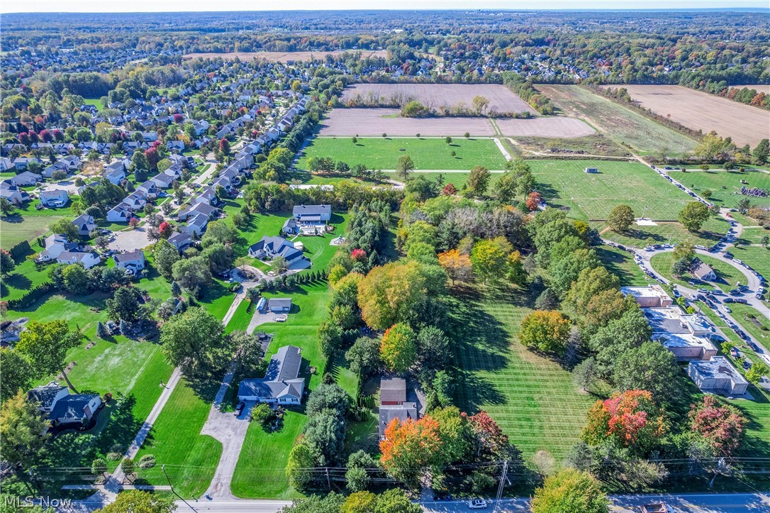 3706 Center Road Avon OH 44011