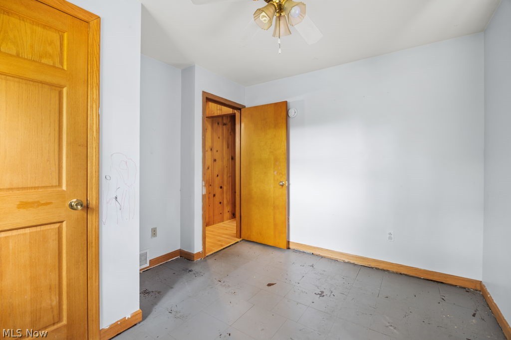 86 E Market Street Seville OH 44273