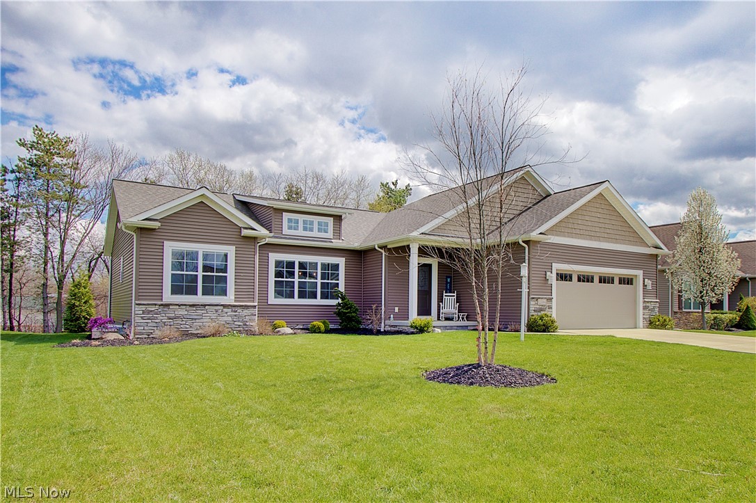 2594 Carlton Street NW North Canton OH 44720