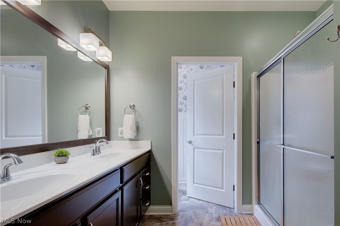 2594 Carlton Street NW North Canton OH 44720