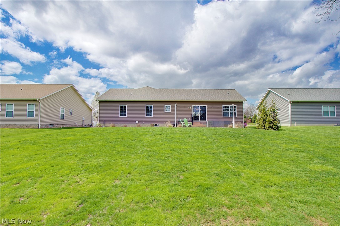 2594 Carlton Street NW North Canton OH 44720