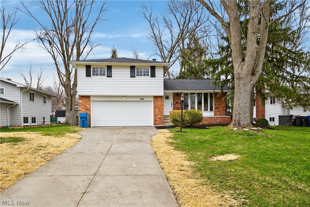6151 Sherwood Drive North Olmsted OH 44070
