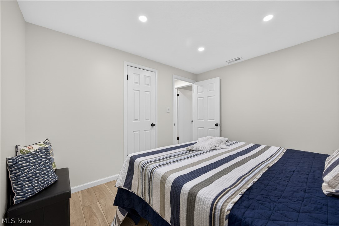 6151 Sherwood Drive North Olmsted OH 44070