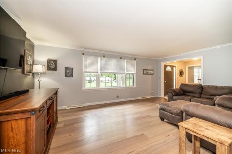 6793 Tanglewood Drive Youngstown OH 44512