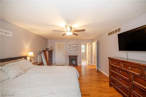 6793 Tanglewood Drive Youngstown OH 44512