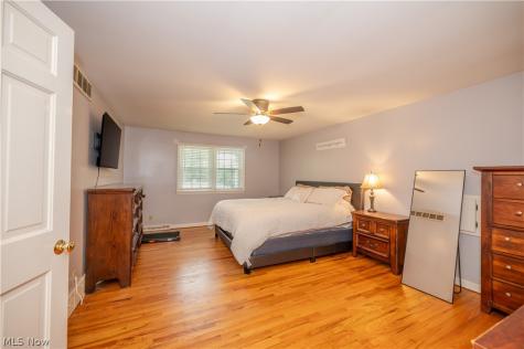 6793 Tanglewood Drive Youngstown OH 44512