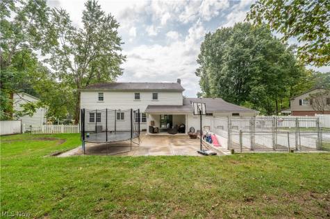 6793 Tanglewood Drive Youngstown OH 44512