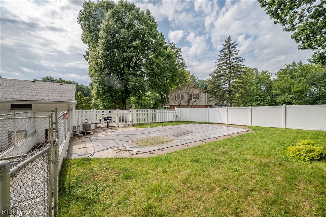6793 Tanglewood Drive Youngstown OH 44512