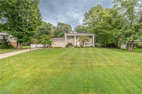 6793 Tanglewood Drive Youngstown OH 44512