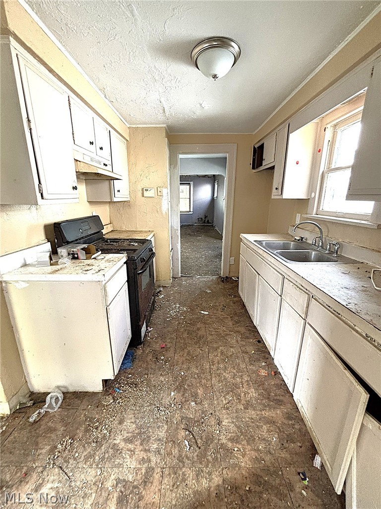 4115 E 146th Street Cleveland OH 44128