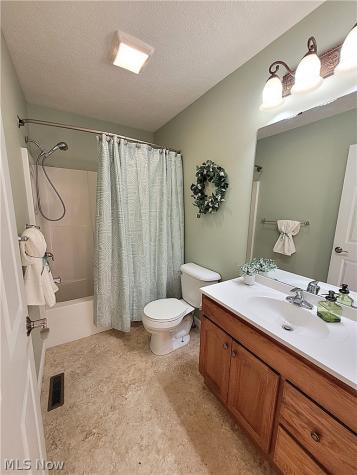 387 W Sunset Drive Rittman OH 44270