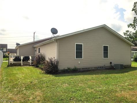 387 W Sunset Drive Rittman OH 44270