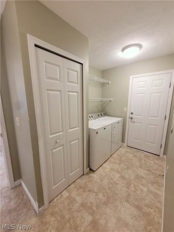 387 W Sunset Drive Rittman OH 44270