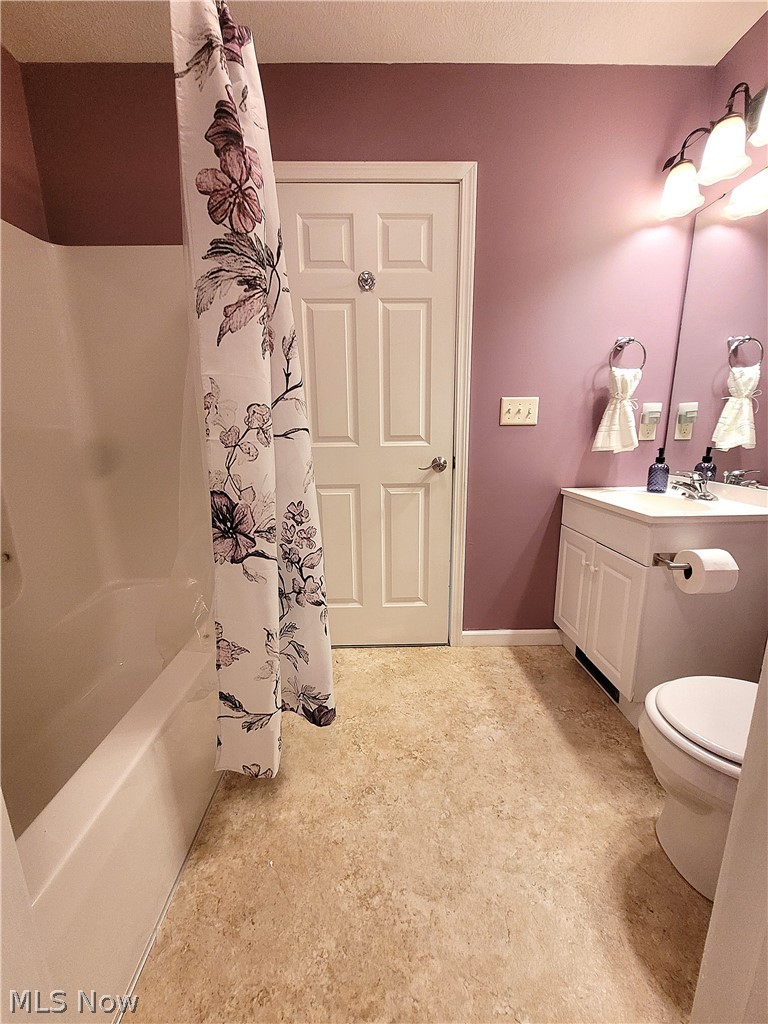 387 W Sunset Drive Rittman OH 44270