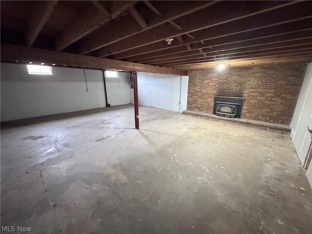 8615 Eberhart Road NE Dover OH 44622