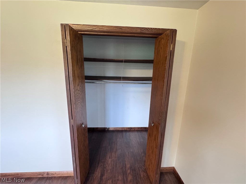 8615 Eberhart Road NE Dover OH 44622