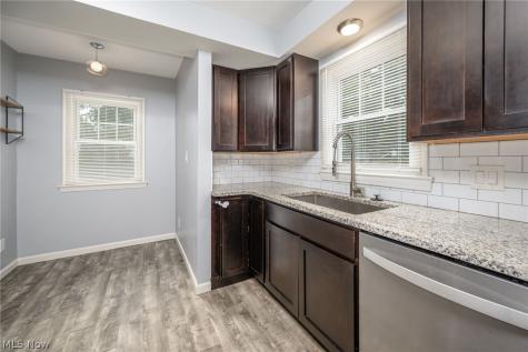 853 Beverly Road Cleveland Heights OH 44121