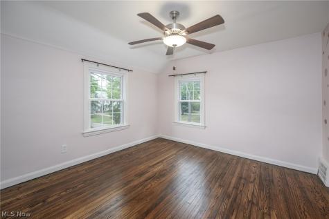 853 Beverly Road Cleveland Heights OH 44121