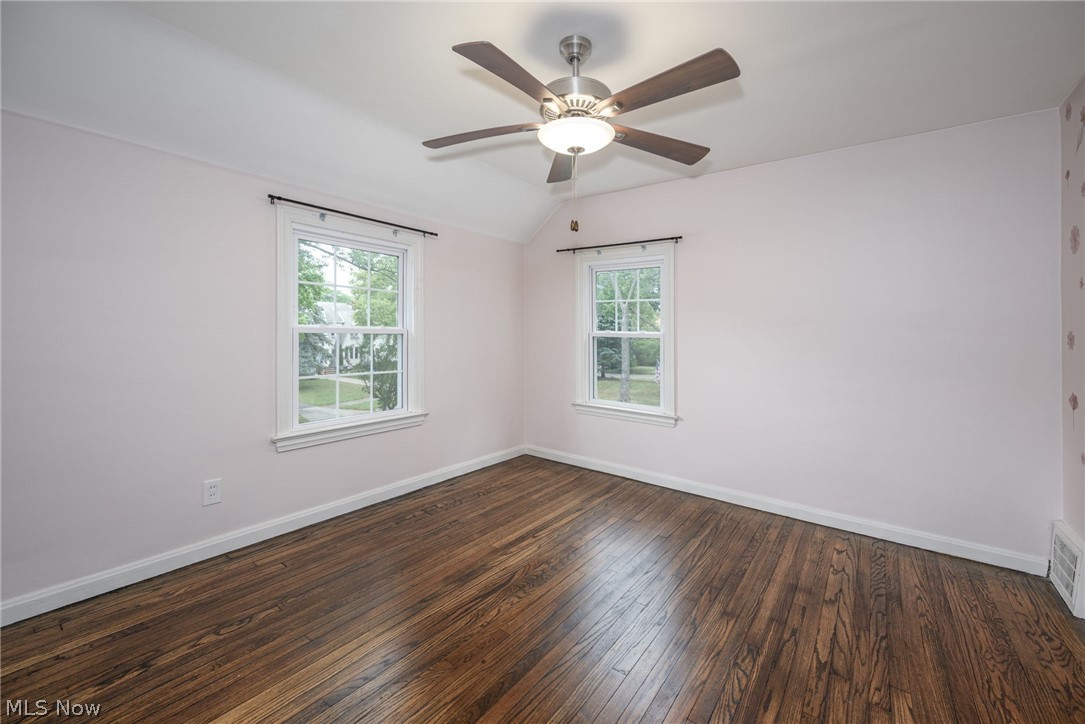 853 Beverly Road Cleveland Heights OH 44121