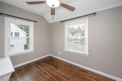 853 Beverly Road Cleveland Heights OH 44121