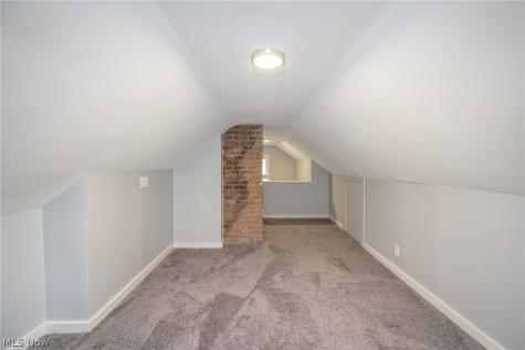 853 Beverly Road Cleveland Heights OH 44121
