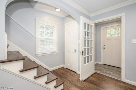 853 Beverly Road Cleveland Heights OH 44121