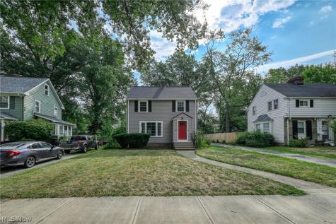 853 Beverly Road Cleveland Heights OH 44121
