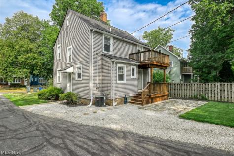 853 Beverly Road Cleveland Heights OH 44121