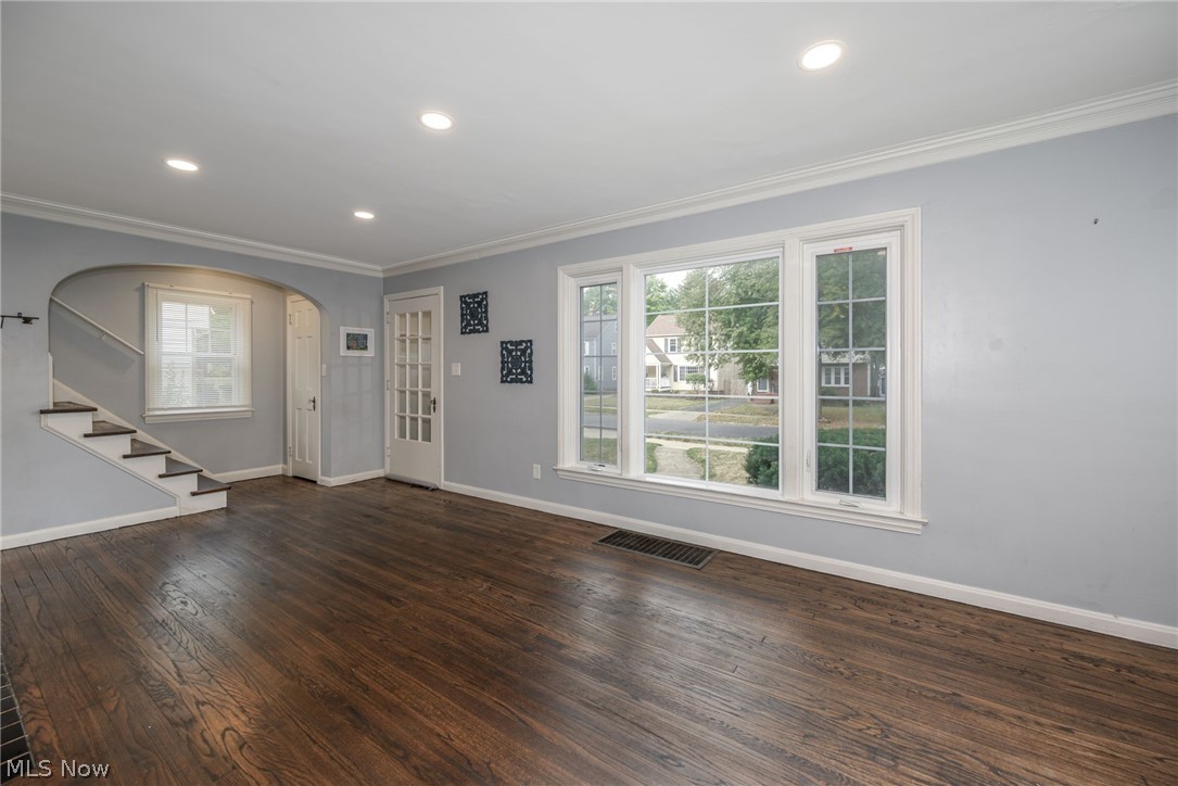 853 Beverly Road Cleveland Heights OH 44121