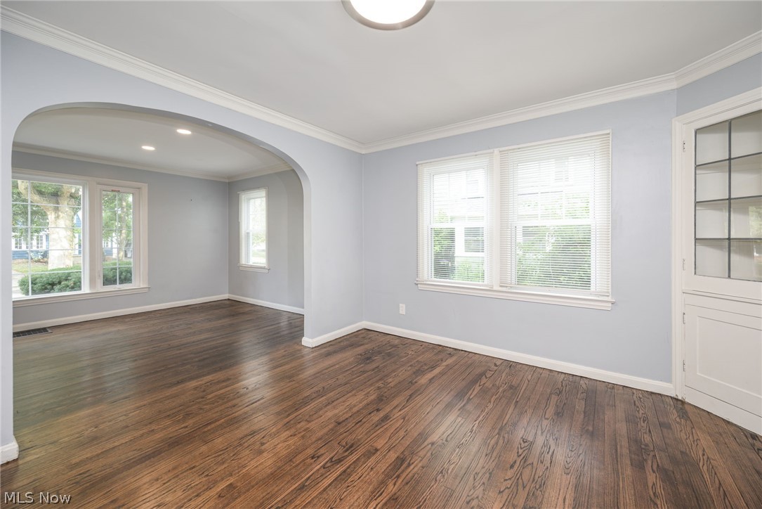 853 Beverly Road Cleveland Heights OH 44121
