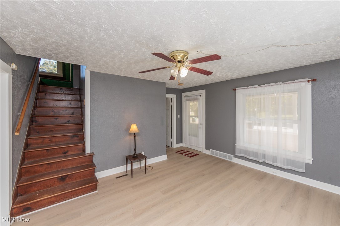 886 Archer Road Bedford OH 44146